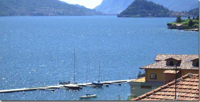 Menaggio,Affitto appartamenti e case vacanze a Menaggio
lago di Como ,proprietario privato affitta appartamento casa vacanza con vista lago,giardino o balcone al lago di Como Menaggio.Italia Menaggio Lago di Como case vacanze in affitto,affitti settimanali e giornalieri,villa,ville,locazione,locazioni Lombardia appartamenti e case vacanze in affitto,holiday rentals,vacations apartments,ferienwohnungen,Menaggio