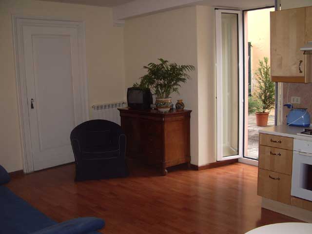 chambres appartement et maison Italie maisons a louer locations appartements et villas a louer Lac de Come Italie Menaggio location vacances appartement et maison de vacance, lac de Como location