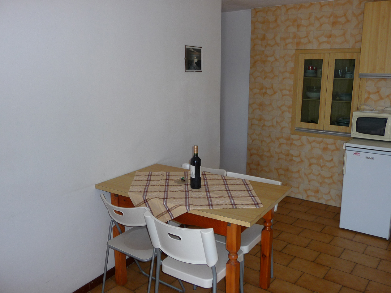 italy apartment in Menaggio lake Como holiday rentals accommodation vacation apartments self catering home house villa